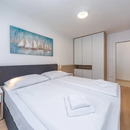 Apartman Garden Palace