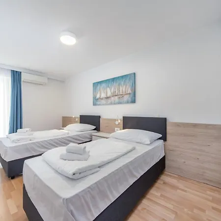 Apartman Garden Palace *